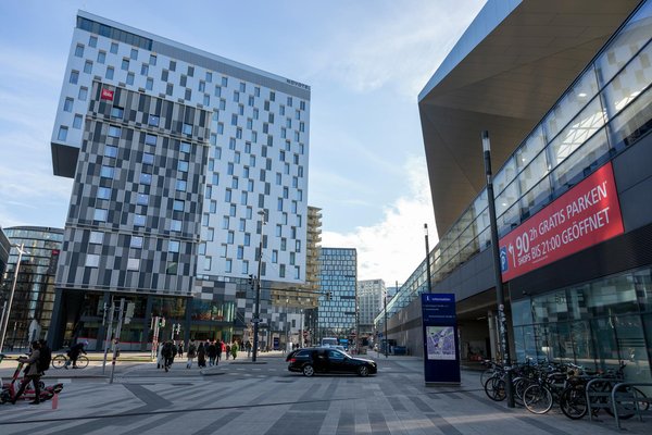 L'Influence Insoupçonnée des Syndicats sur la Société Moderne